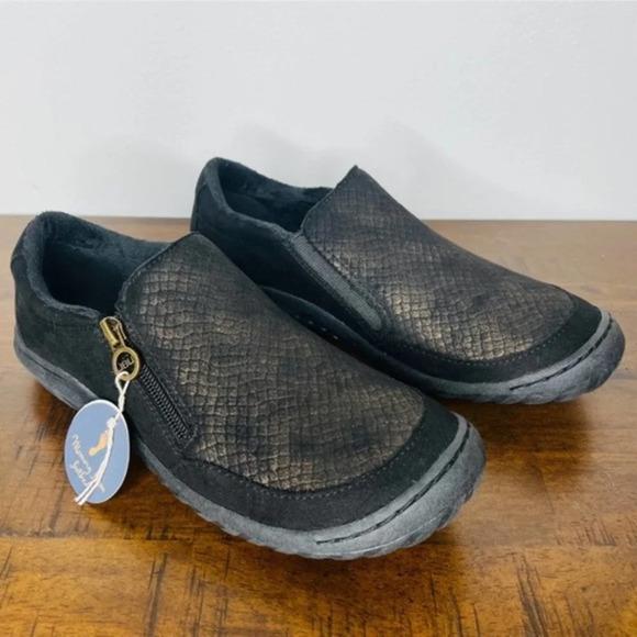 JBU by Jambu Cranberry Memory Foam Faux Fur Lining Casual Slip On Shoes Size 7.5 - Picture 2 of 8